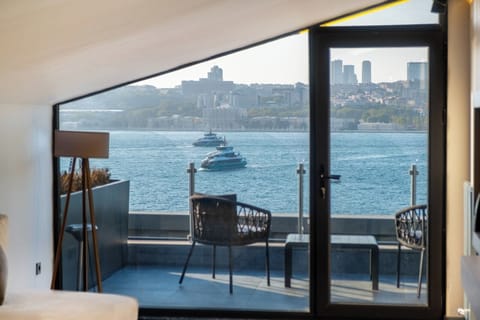 Panoramic Penthouse with Sea View | Balcony