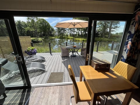 Cabin | Dining