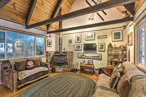 South Lake Tahoe Vacation Rental | 2BR | 2BA | 1,400 Sq Ft | Stairs Required