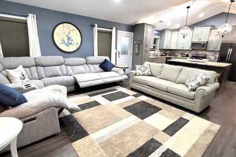 Call dibs on the reclining seats on the large corner sofa (1)