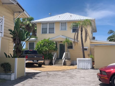 FD Jacksons island estate from the Summer of 1925