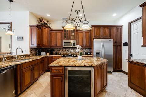updated kitchen vacation rental, Cape Coral