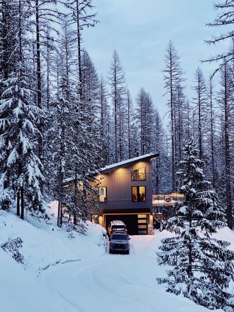 Winter wonderland at Dancing Bear Haus