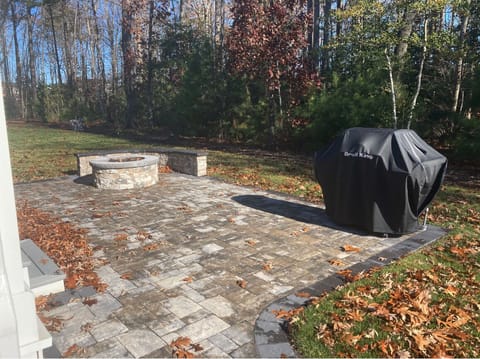 New Outdoor Patio with Natural Gas Fire Pit and Grill