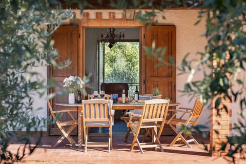 Swimming Pool, Home, Backyard, Estate, Garden, Outdoor Furniture, Resort, Farmhouse, Hacienda, Yard