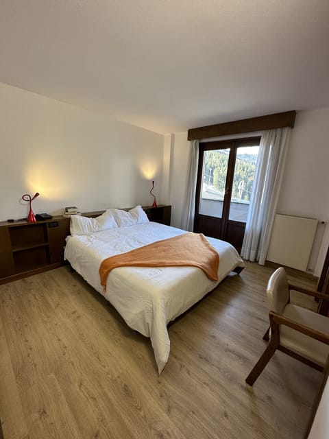 In-room safe, desk, free WiFi, bed sheets