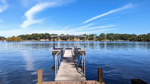 Recently added dock that you can pull your boat up to and tie off for your stay.