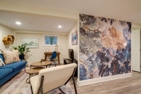 Washington D.C. Vacation Rental | 2BR | 1BA | 1,000 Sq Ft | Stairs Required