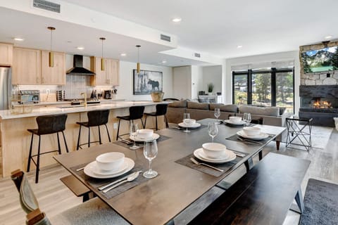 Beautiful Dining Room Area
