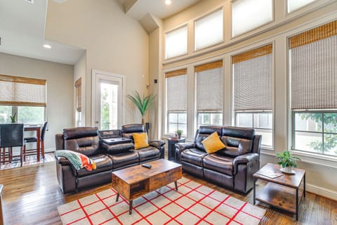 Houston Vacation Rental | 3BR | 3BA | 1,974 Sq Ft | Step-Free Entry