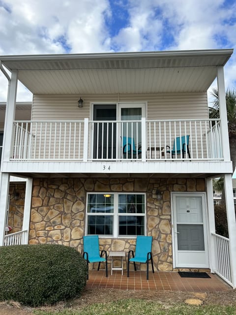 Townhome, 2 Bedrooms | Exterior