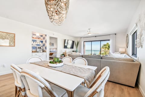 Gulf views from every angle