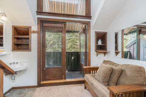 Studio | Interior