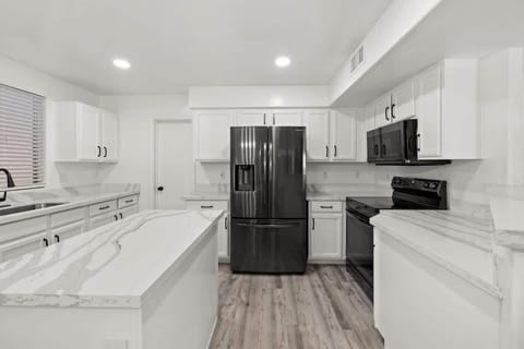 Bottom open freezer!