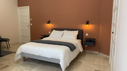 Deluxe Triple Room | Premium bedding, memory foam beds, in-room safe, desk