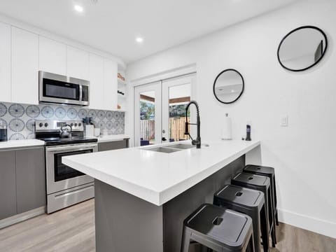 Kitchen island with seating for four