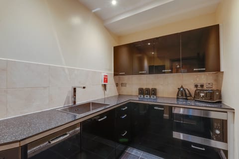 Electric kettle, cookware/dishes/utensils