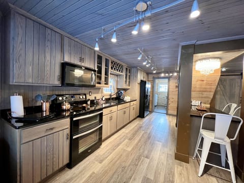 Entry into the Kitchen