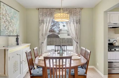 Formal dining area with seating for 6. Additional seating in kitchen. Stools too