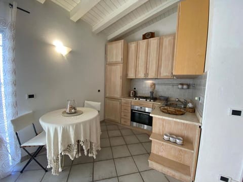 Building, Sky, Car, Window, Plant, Tree, Wheel, Vehicle