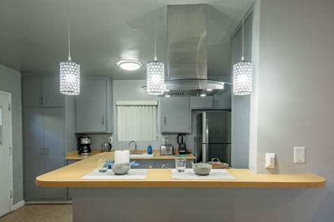 Breakfast Nook, with kitchen view.