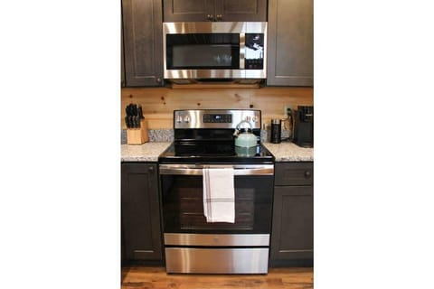 New Appliances fresh for every stay!