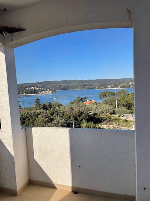 Apartment, 2 Bedrooms, Smoking, Balcony | Property grounds