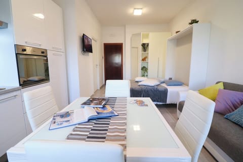House, 1 Bedroom, City View | 1 bedroom
