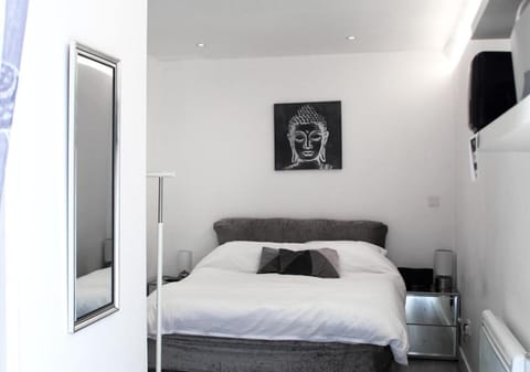 Studio | Free WiFi, bed sheets