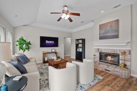 A comfortable and inviting living room for you and your friends or family to enjoy.