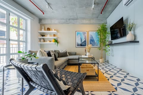 Welcome Wynwood House