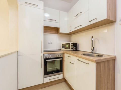 Apartment (Two Bedroom Apartment with Terrace an) | Private kitchen | Fridge, dining tables