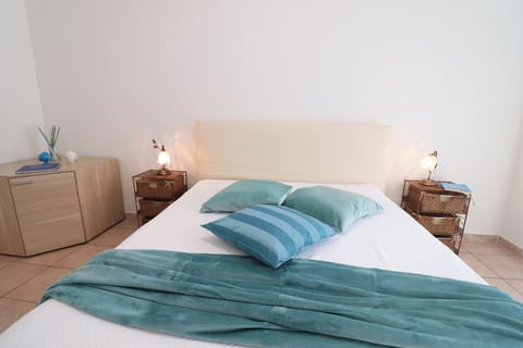 House, 2 Bedrooms, Balcony, City View | 2 bedrooms