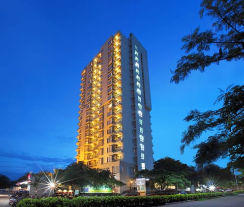 Front of property - evening/night