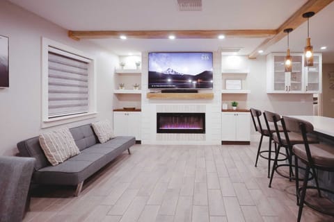 cozy area TV 75 inches