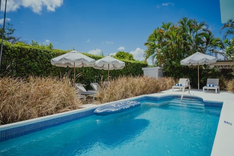Private pool