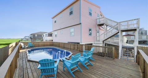 Welcome to Bermuda Rose by BeachBox