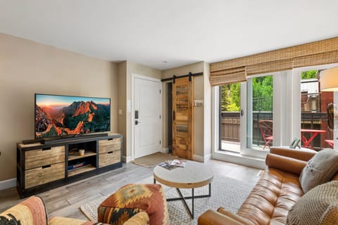 Condo, 2 Bedrooms | Living area | Smart TV