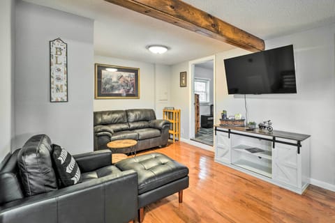 Pigeon Forge Vacation Rental | 2BR | 2BA | 1,000 Sq Ft | Steps Required