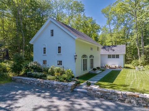 Welcome to "Barn Owl"