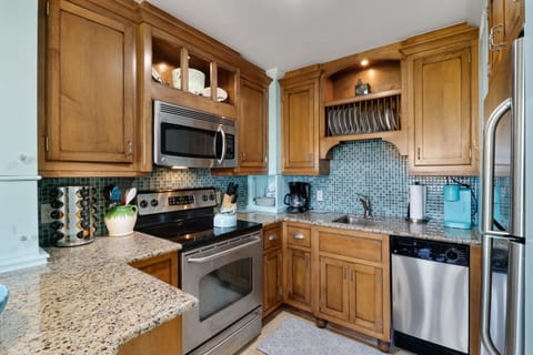 212 Breakers | Kitchen - 212 Breakers | Kitchen