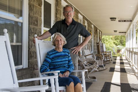 Calhoun-Shirley-26-Ed