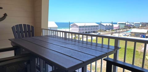 Condo, Multiple Beds (Paradise Shores 403 Sunset Paradise) | Outdoor dining
