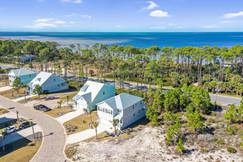 House, Multiple Beds (Just Beach Baby) | Exterior