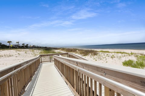 House, 2 Queen Beds (Beach View Lower) | Beach | Beach nearby