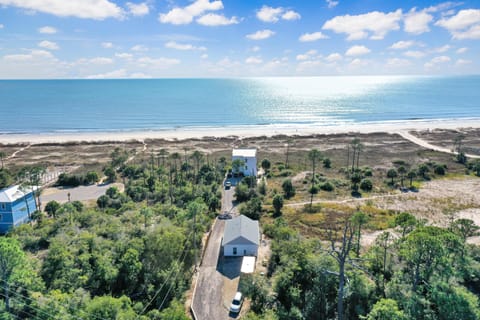 House, 2 Queen Beds (HiDune) | Beach | Beach nearby