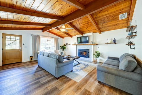 Oakhurst Vacation Rental | 3BR | 2BA | 1 Small Step Required for Access