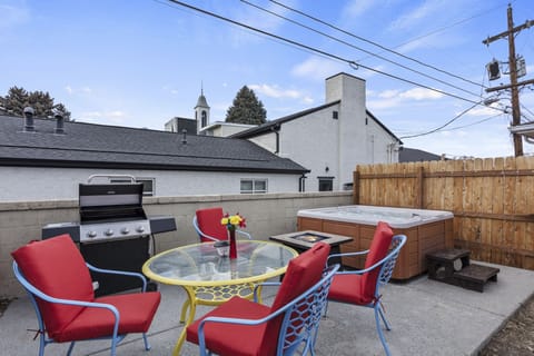 Getaway Paradise – Our property is a true escape with a hot tub, firepit, outdoor seating, and a BBQ grill – the ultimate recipe for a perfect getaway!