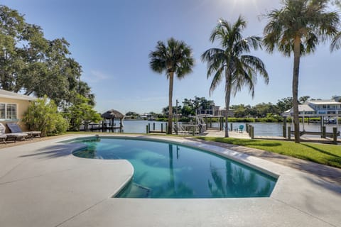 Palmetto Vacation Rental | 3BR | 2BA | 1,440 Sq Ft | 1 Step to Enter