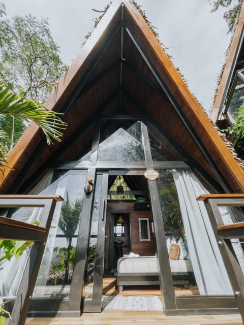 Bungalow Bohemia Bahia | In-room safe, individually decorated, individually furnished, free WiFi